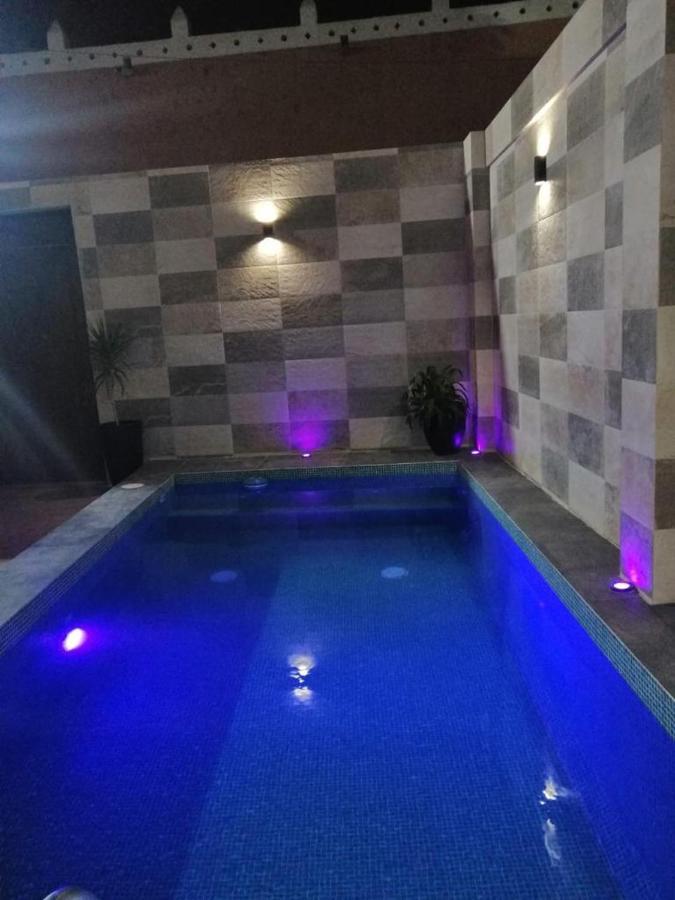 Hotel Recuerdos Valladolid  Bagian luar foto