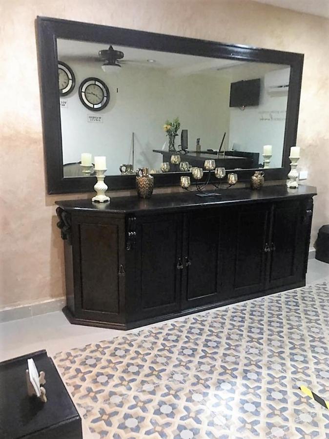 Hotel Recuerdos Valladolid  Bagian luar foto